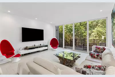 2477 NE 135th Street, North Miami, FL 33181 - Photo 7