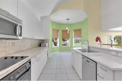 7191 Copperfield Circle, Lake Worth, FL 33467 - Photo 11