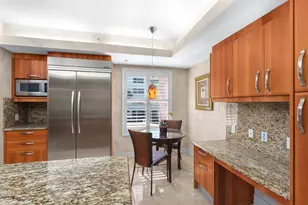 2051 SE 3rd St Unit, Deerfield Beach, FL 33441 - Photo 9