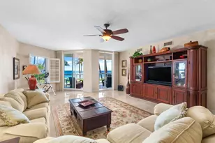 2051 SE 3rd St Unit, Deerfield Beach, FL 33441 - Photo 7