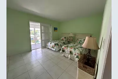 2050 NE 39th St, Unit #207, Lighthouse Point, FL 33064 - Photo 5