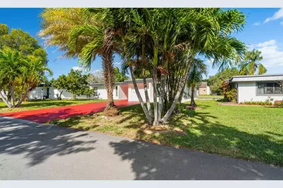 7007 NW 64th St, Tamarac, FL 33321 - Photo 5