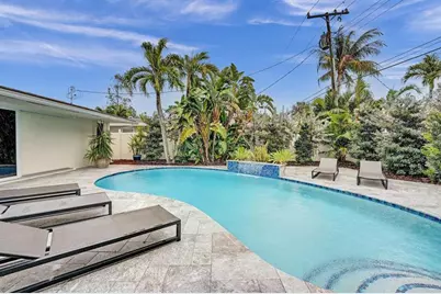 2030 NE 62nd St, Fort Lauderdale, FL 33308 - Photo 23