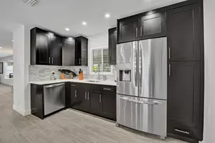 2030 NE 62nd St, Fort Lauderdale, FL 33308 - Photo 31