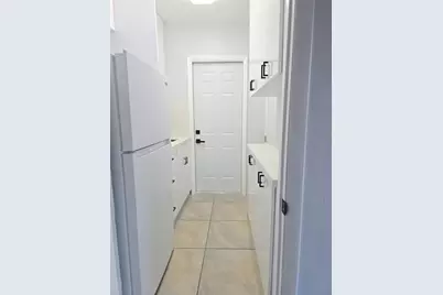 5020 E 10th Avenue, Hialeah, FL 33013 - Photo 5