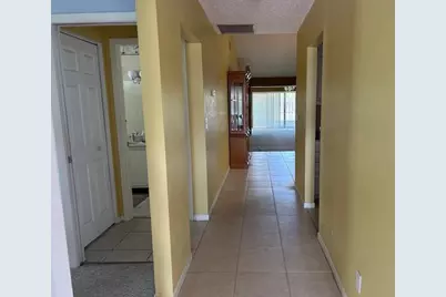 4210  Lucerne Villas Ln, Lake Worth, FL 33467 - Photo 11