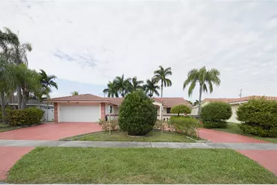 1261  Rodman St, Hollywood, FL 33019 - Photo 3
