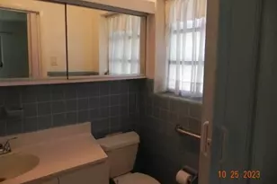 819 N Highland Dr, Hollywood, FL 33021 - Photo 19