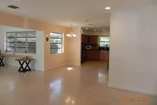 819 N Highland Dr, Hollywood, FL 33021 - Photo 5