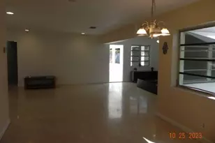 819 N Highland Dr, Hollywood, FL 33021 - Photo 9