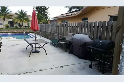 1401 NE 57th Pl, Unit #9, Fort Lauderdale, FL 33334 - Photo 3