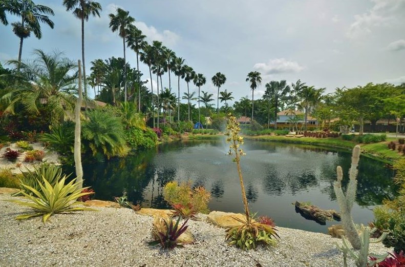 11110 Minneapolis Dr, Hollywood FL 33026-4941 exterior