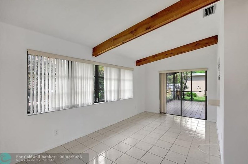 11940 19 St, Hollywood FL 33025-5613 exterior