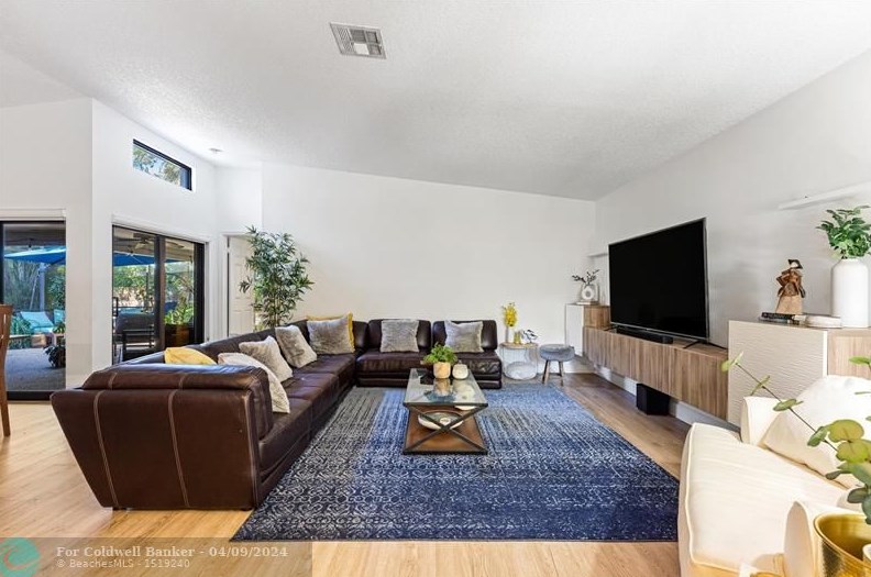 8979 Old Pine Way, Boca Raton FL  33433-3153 exterior