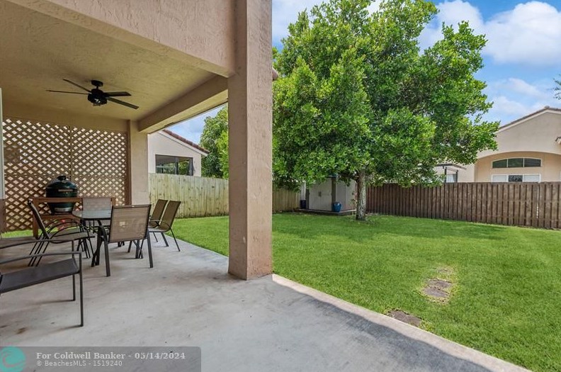 952 191 Ave, Hollywood FL 33029-5373 exterior