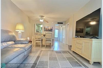 1333 E Hallandale Beach Blvd, Unit #313, Hallandale Beach, FL 33009 - Photo 1