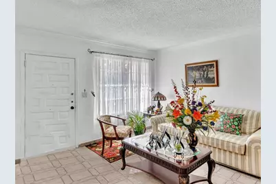 2347 SW 18th St, Miami, FL 33145 - Photo 9