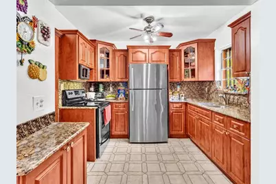 2347 SW 18th St, Miami, FL 33145 - Photo 15