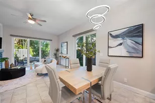 1744 NE 9th St, Fort Lauderdale, FL 33304 - Photo 11