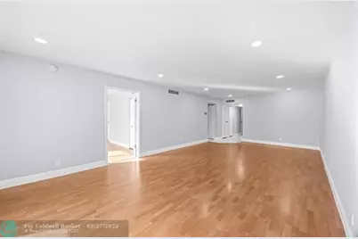 6100 S Falls Circle Drive #204, Lauderhill, FL 33319 - Photo 7