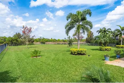 593 SE Tres Belle Circle, Stuart, FL 34997 - Photo 39