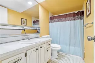 9221 Sunrise Lakes Blvd, Sunrise, FL 33322 - Photo 7