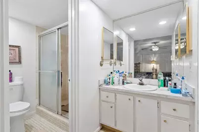 9221  Sunrise Lakes Blvd, Unit #109, Sunrise, FL 33322 - Photo 11