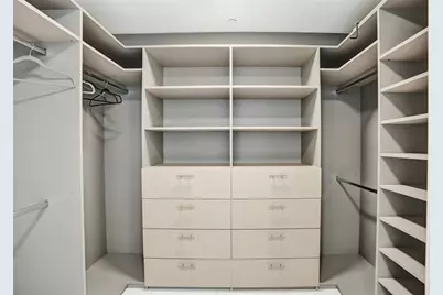 100 E Las Olas Blvd, Unit #2701, Fort Lauderdale, FL 33301 - Photo 25