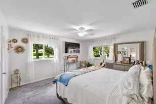 410 SW Natura Ave, Deerfield Beach, FL 33441 - Photo 17