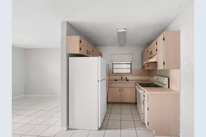 1925  Madison St, Unit #14, Hollywood, FL 33020 - Photo 3