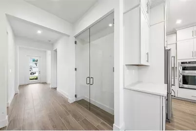 2652 NW 87th Ter, Pembroke Pines, FL 33024 - Photo 7