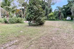 6592 Patricia Dr, West Palm Beach, FL 33413 - Photo 21