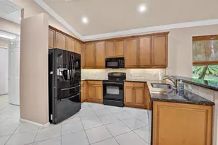 8871 Majorca Bay Dr, Lake Worth, FL 33467 - Photo 23