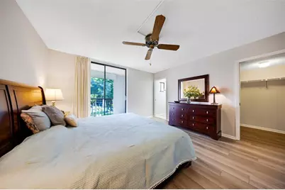 5250  Las Verdes Cir, Unit #317, Delray Beach, FL 33484 - Photo 15