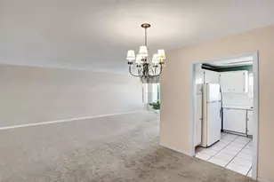 2500 NE 48th Ln, Fort Lauderdale, FL 33308 - Photo 5