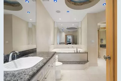 100 S Birch Rd, Unit #2702, Fort Lauderdale, FL 33316 - Photo 17