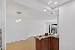 130 Cypress Club Dr, Pompano Beach, FL 33060 - Photo 21