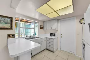 4500 NW 47th Ct, Tamarac, FL 33319 - Photo 15