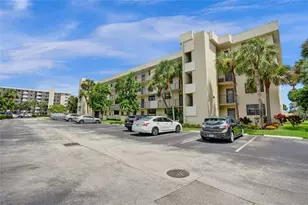 2410 Deer Creek Country Club Blvd, Deerfield Beach, FL 33442 - Photo 33