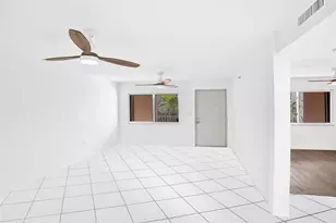 9470 Tangerine Pl, Davie, FL 33324 - Photo 3