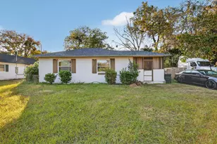 1030 NW 13th Ave, Other City - In The State Of Florida, FL 34475 - Photo 1