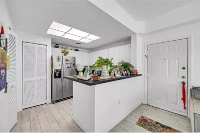2015 SE 10th Ave, Unit #101, Fort Lauderdale, FL 33316 - Photo 11