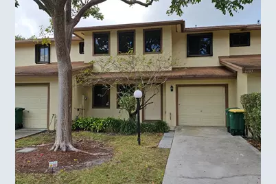 6185  Laurel Ln, Unit #B, Tamarac, FL 33319 - Photo 1