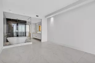 700 NE 24th St, Miami, FL 33137 - Photo 17