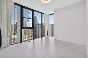 700 NE 24th St, Miami, FL 33137 - Photo 31