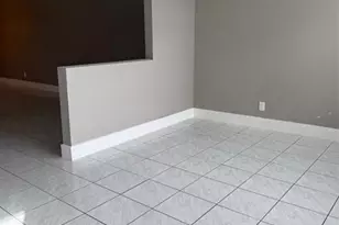 2606 NW 104th Ave, Sunrise, FL 33322 - Photo 7