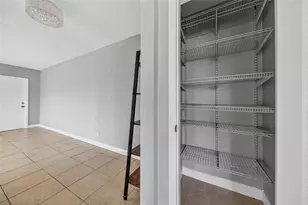 1900 NE 8th Ct, Fort Lauderdale, FL 33304 - Photo 19