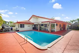 18910 W Oakmont, Hialeah, FL 33015 - Photo 33