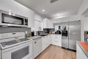 2351 NW 37th Ave, Pompano Beach, FL 33066 - Photo 17