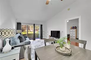 2351 NW 37th Ave, Pompano Beach, FL 33066 - Photo 13
